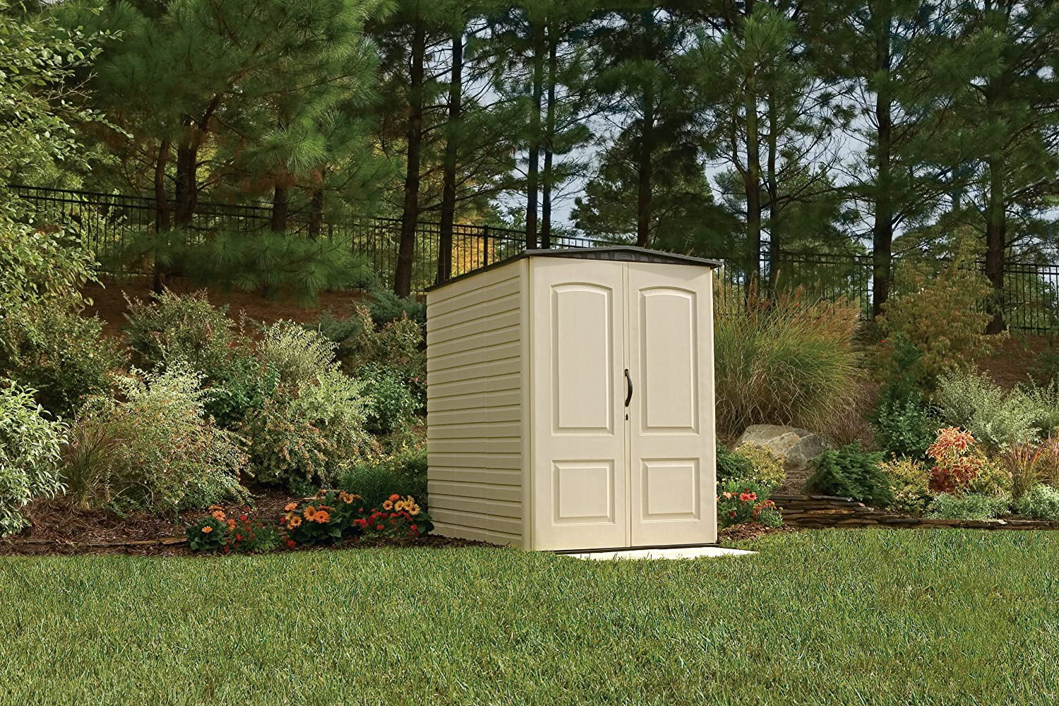 Rubbermaid Outdoor Large Vertical Storage Shed, Resin, 6 ft. 3 in. x 4 ft. 8 in.