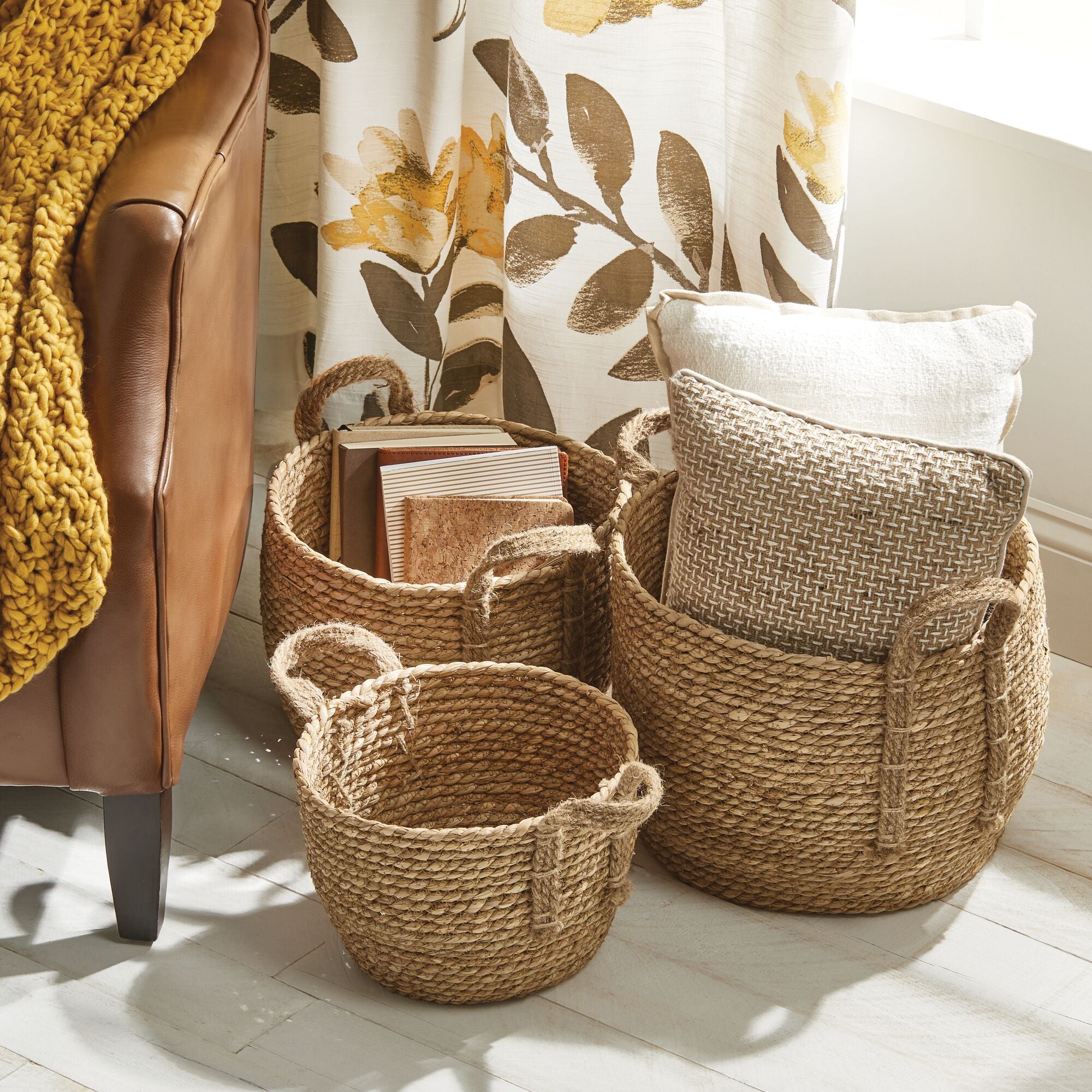 mDesign Round Braided Seagrass Woven Storage Basket with Jute Handles -Set of 3 - Natural